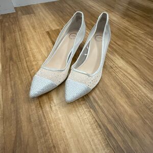 I. Miller Silver Rhinestone Kitten Heels Size 9